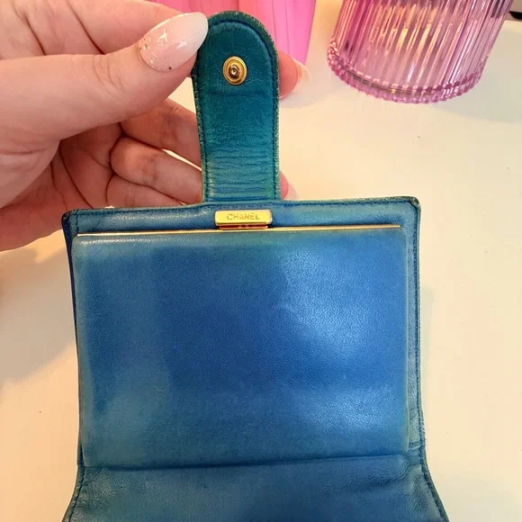 Vintage Chanel Bi-Fold Caviar Leather CC Wallet 1996-1997 Blue 💙 - Picture 8 of 13